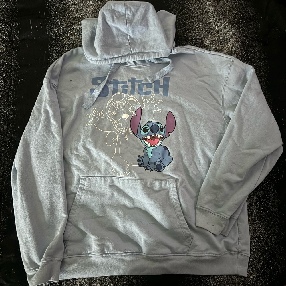 medium. Brand new never worn though! $5 + shipping